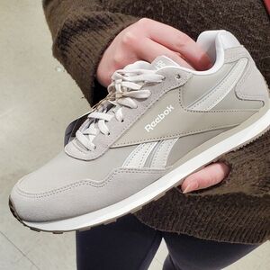 New Women's Reebok Glide Low Casual Sneackers Sz 8.5 in Moonstone Grey Chalk